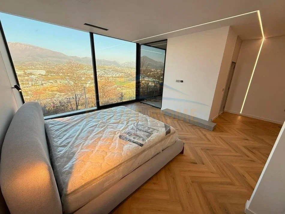 Tirane, shitet Vile , 850.000 € (Natyra e Qete)