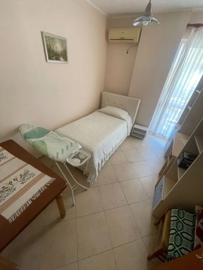 Tirane, jepet me qera apartament 3+1 Kati 7, 125 m² 850 € (21 Dhjetori)