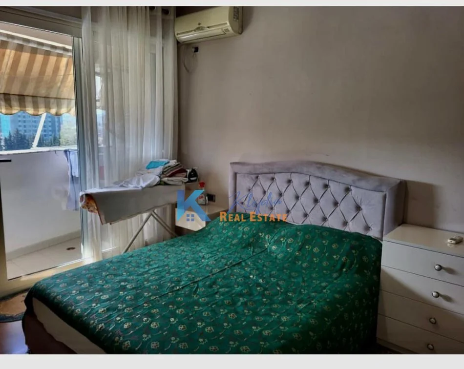 Tirane, jap me qera apartament 2+1+Ballkon Kati 5, 100 m² 700 € (Don Bosko)