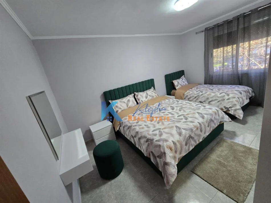 Tirane, jap me qera apartament 1+1+Ballkon Kati 2, 56 m² 700 € (Ali Dem, ish Pirro Mani)