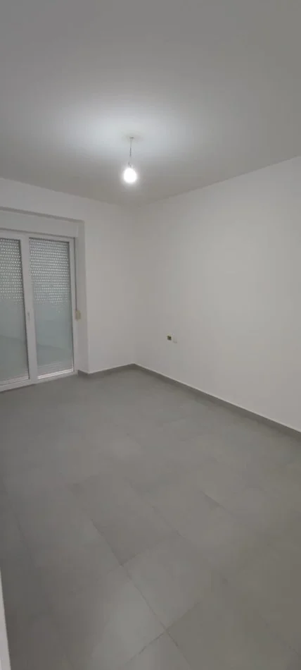 Lezhe, shitet apartament 1+1 Kati 4, 58 m² 90.000 € (Shengjin)