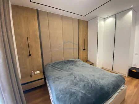 Qera, Apartament 1+1+Post Parkimi, Kompleksi Arlis, Rruga e Dibres, Tiranë. AREA49850