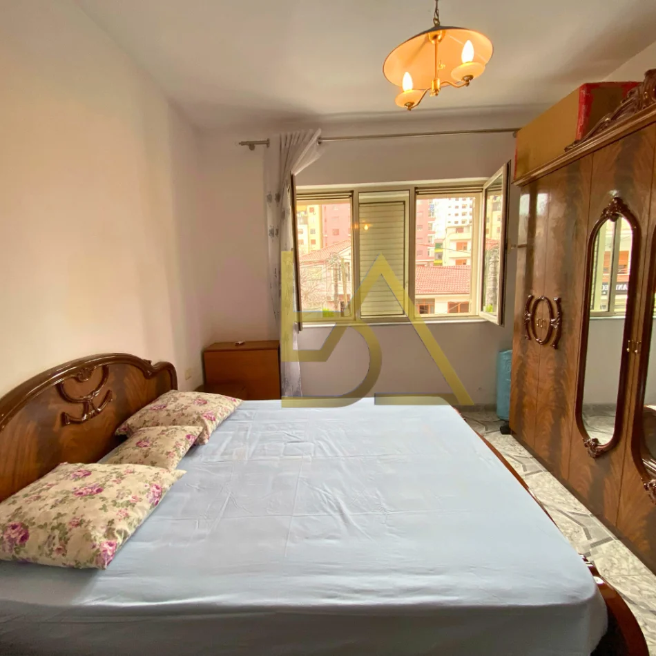 Durres, shitet apartament 1+1 Kati 2, 