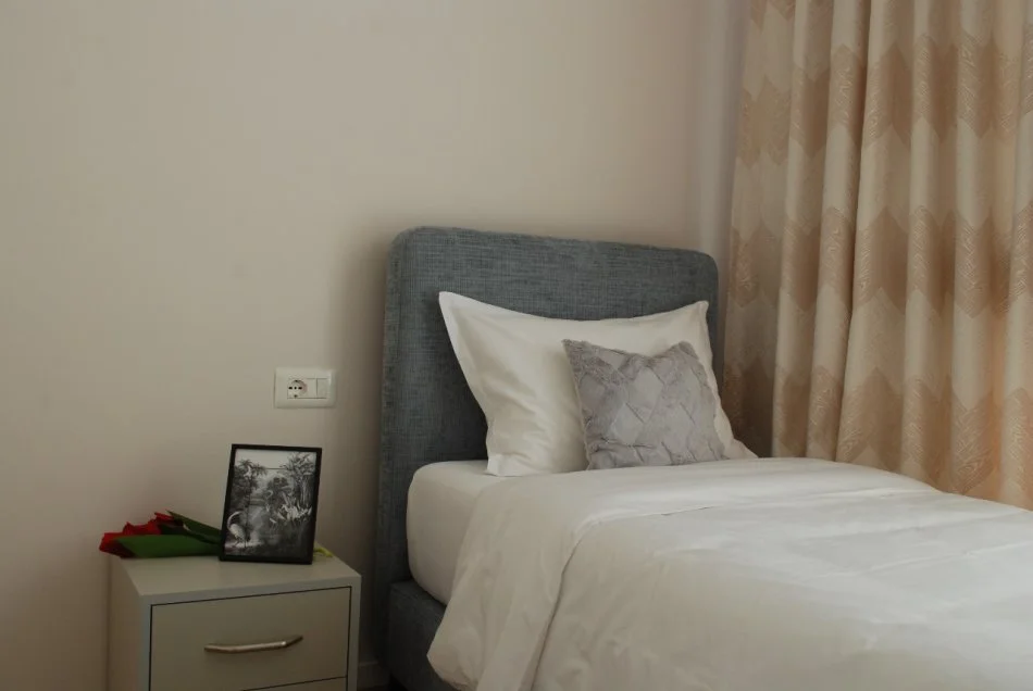 Tirane, jepet me qera apartament 2+1 Kati 8, 90 m² 1.600 € (Rruga e Kosovareve)