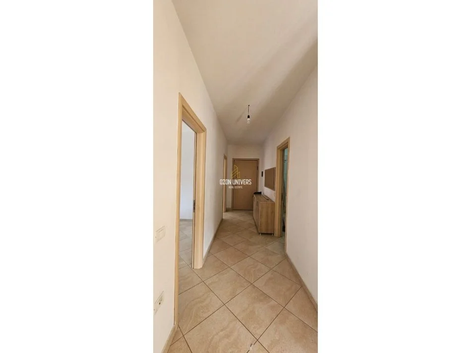 Tirane, jepet me qera apartament 3+1+Ballkon Kati 4, 110 m² 700 € (Green City Residence ,Astir)