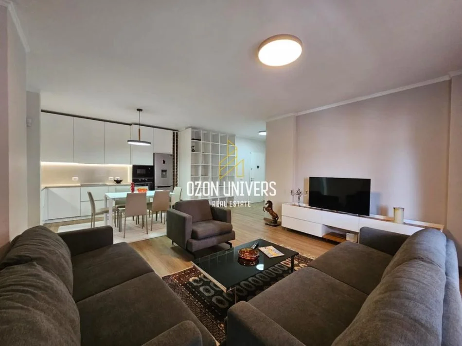 Tirane, shitet apartament 2+1+Ballkon Kati 10, 119 m² 320.000 € (Rruga Sami Frasheri,Liqeni i Tiranes)