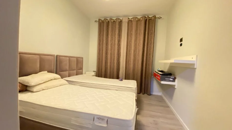Tirane, jepet me qera apartament 2+1 , 106 m² 1.000 € (Rruga e Elbasanit)