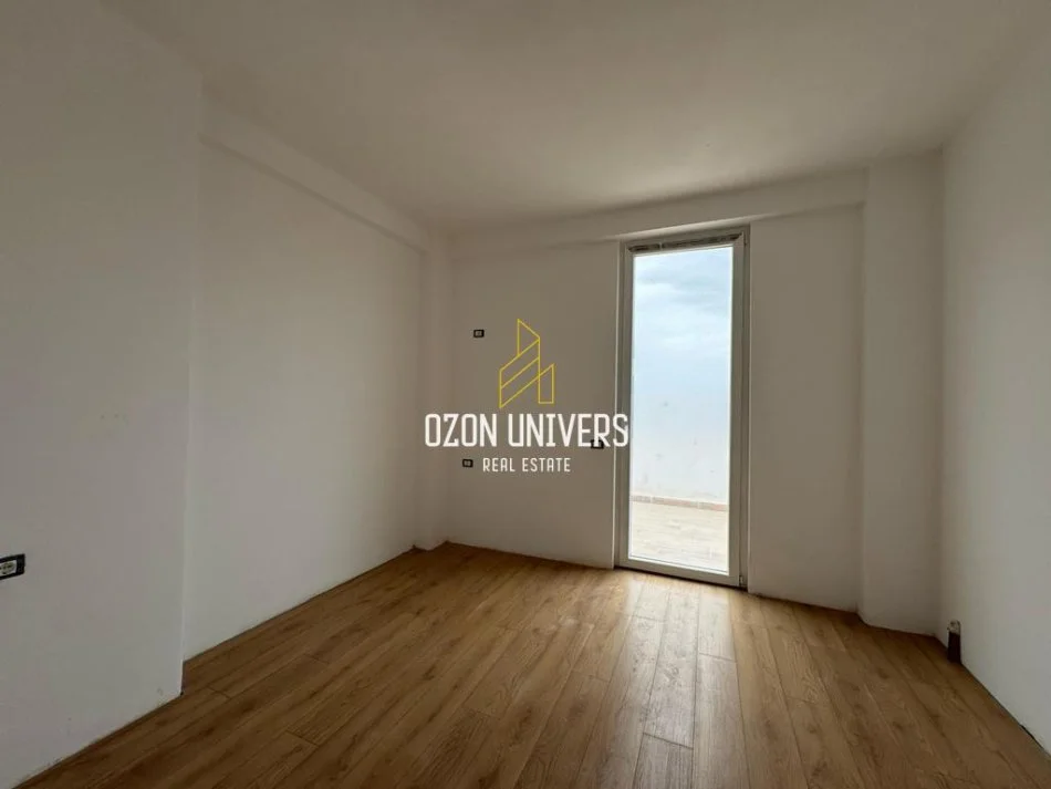 Tirane, shitet apartament 2+1+Ballkon Kati 4, 115 m² 158.745 € (Komplesi Tudas , Astir)