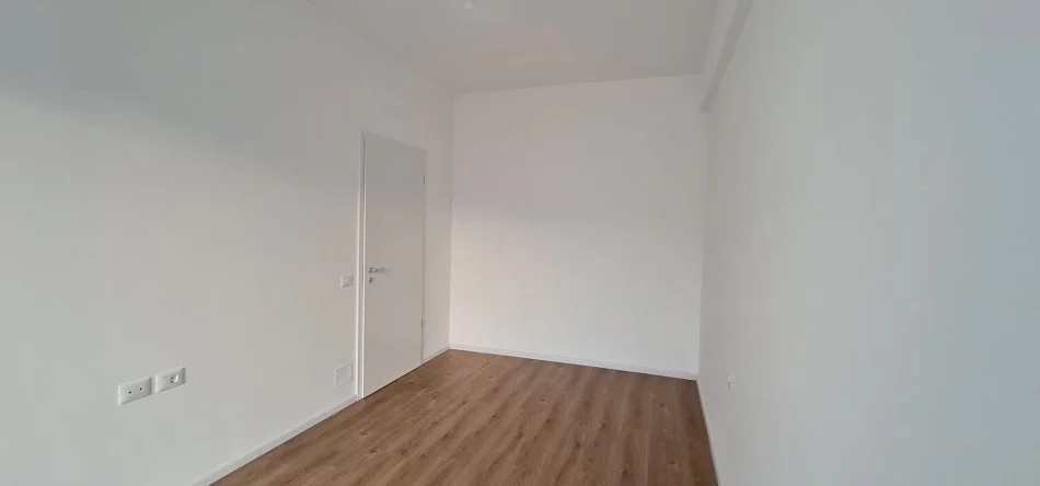 Tirane, jepet me qera apartament 1+1 Kati 2, 64 m² 400 € (Linz)