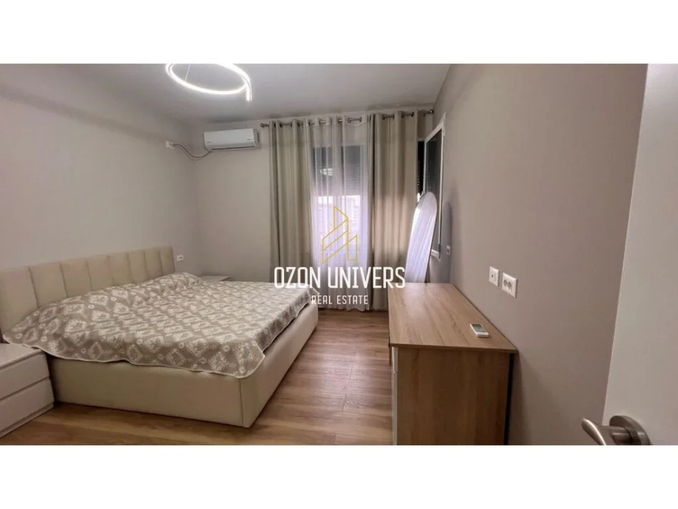 Tirane, jepet me qera apartament 2+1+Ballkon Kati 3, 95 m² 750 € (Rruga e Kavajës)