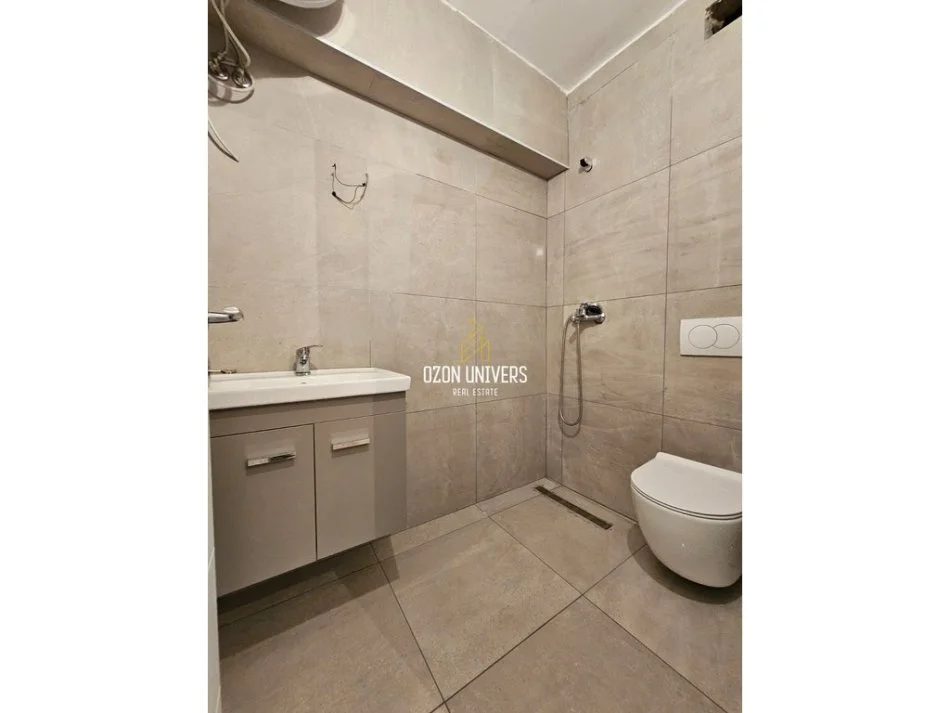 Tirane, shitet apartament 1+1 Kati 5, 44 m² 98.000 € (Mozaiku i Tiranës, pranë Zogut të Zi)