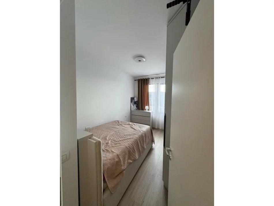 Tirane, jepet me qera apartament 1+1+Aneks+Ballkon Kati 8, 46 m² 550 € (don bosko)