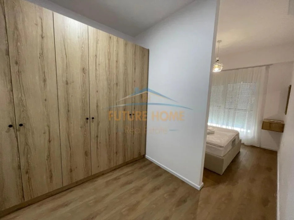 Tirane, jepet me qera apartament 2+1+Aneks+Ballkon Kati 5, 85 m² 550 € (rezidenca kaimi ali dem)