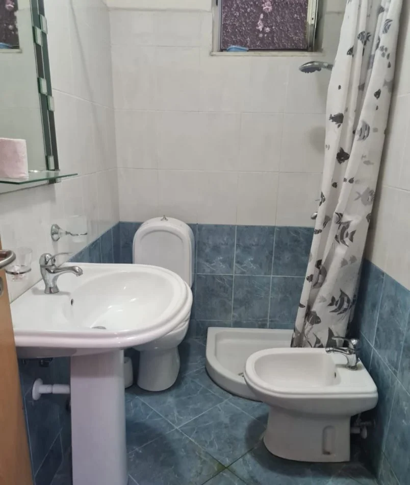 Tirane, jepet me qera apartament 2+1 Kati 5, 106 m² 680 € (Rruga e Kosovareve)