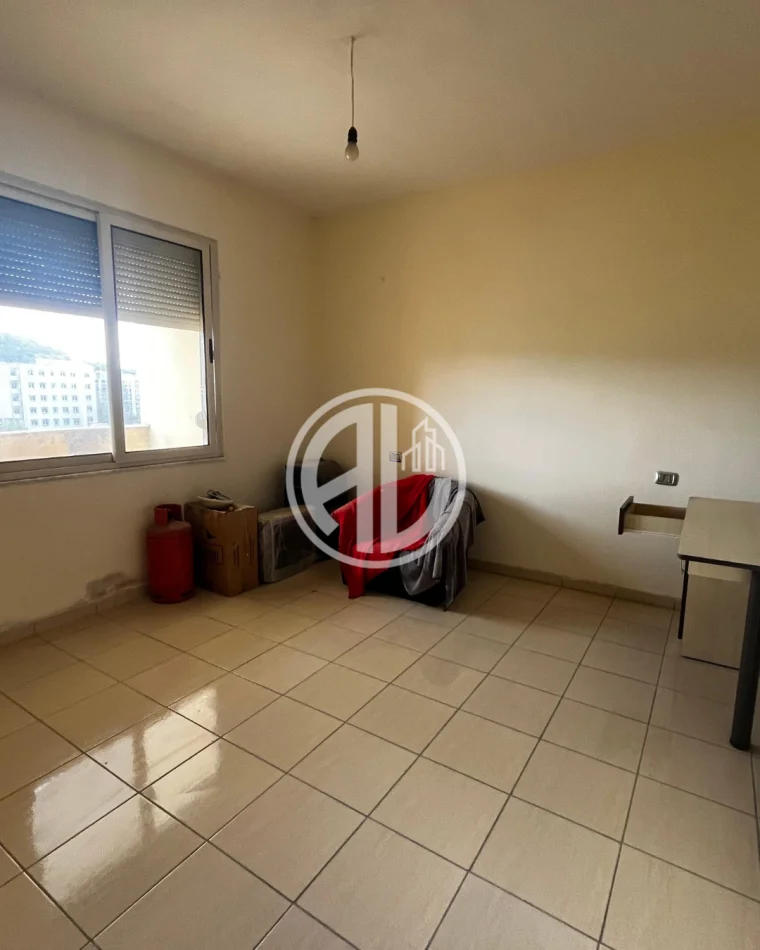 Durres, shitet 1+1+Ballkon Kati 5, 45.000 € 