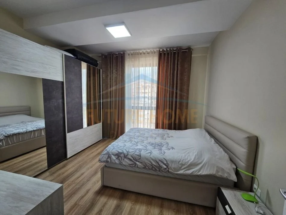 Tirane, shitet apartament 1+1+Aneks+Ballkon Kati 4, 73 m² 199.000 € (myslym shyri)
