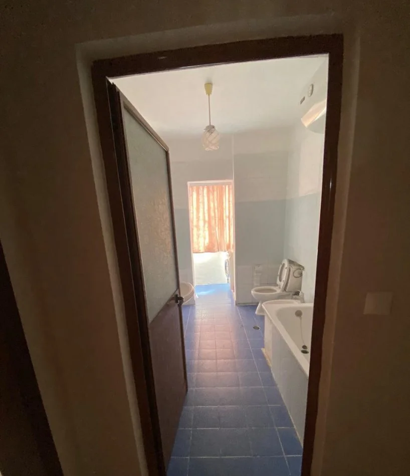 Tirane, jepet me qera apartament 2+1 Kati 5, 100 m² 650 € (Rruga e Elbasanit)