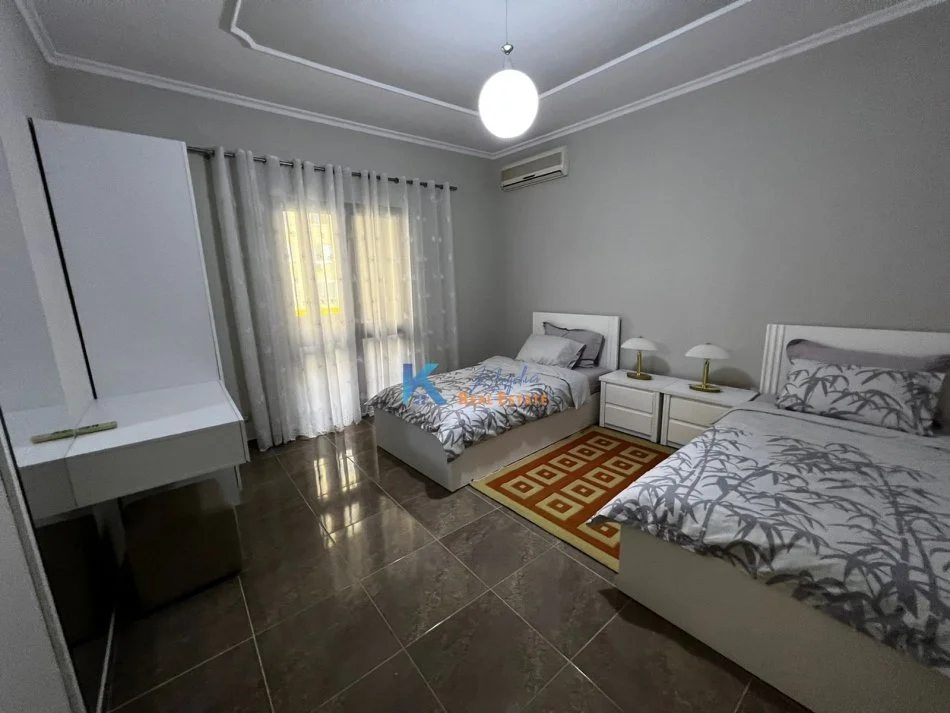 Tirane, jap me qera apartament 1+1+Aneks+Ballkon Kati 2, 65 m² (Mbi shkollen e baletit)