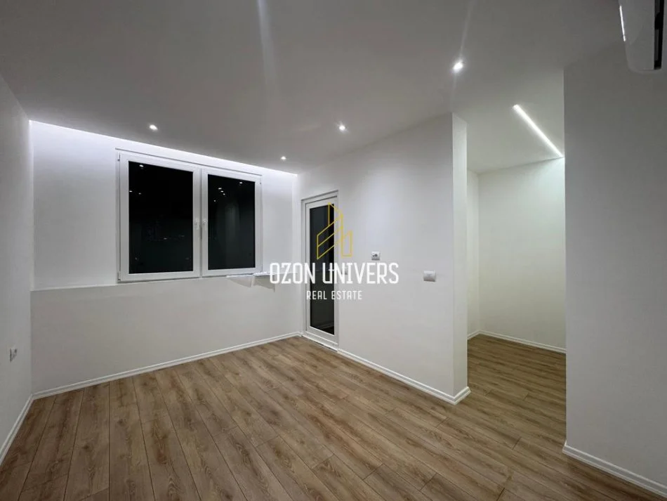 Tirane, shitet apartament 1+1+Ballkon Kati 5, 70 m² 165.000 € (Rruga Fortuzi, mbrapa shkollës Jeronim De Rada)