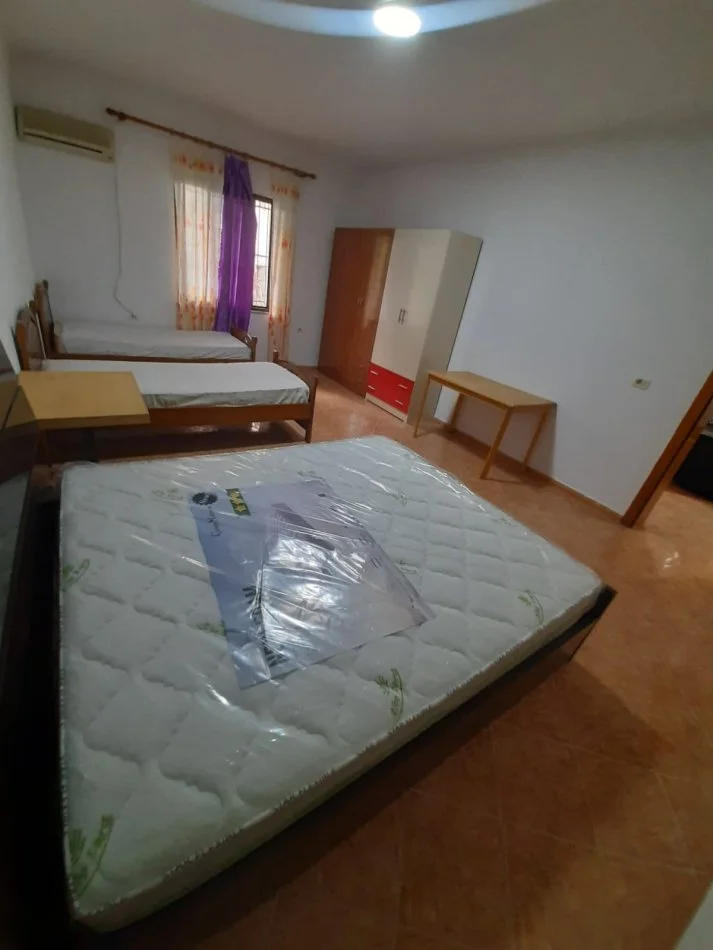 Tirane, jepet me qera apartament 1+1 Kati 1, 60 m² 350 € (Siri Kodra)