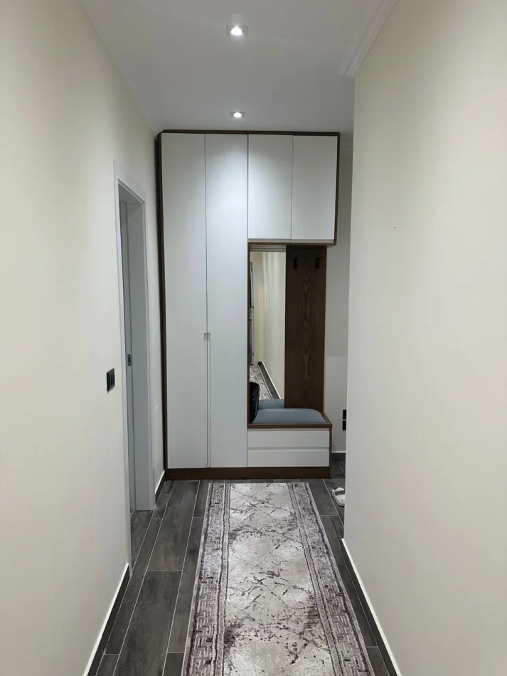Tirane, jepet me qera apartament 1+1+Aneks+Ballkon Kati 2, 72 m² 750 € (rezidenca sofia teg)