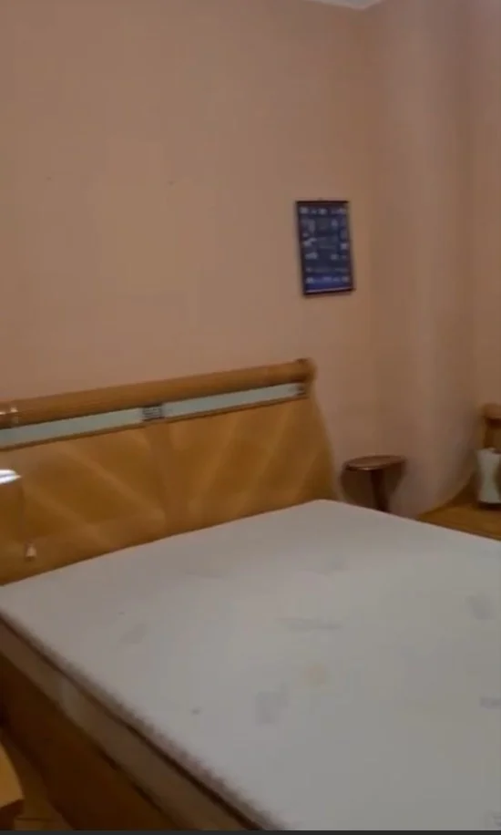 Tirane, jepet me qera apartament 1+1 Kati 3, 65 m² 500 € (Sheshi Selvia)