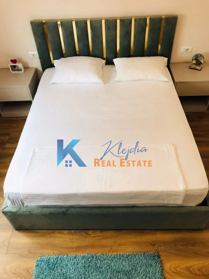 Tirane, jap me qera apartament 1+1+Ballkon Kati 5, 65 m² 650 € (Rruga Mine Peza)