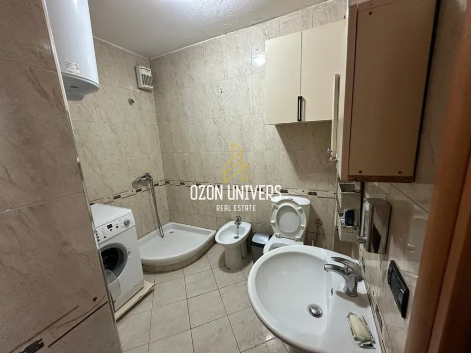 Tirane, jepet me qera apartament 1+1 Kati 2, 58 m² 600 € (rruga kostandin kristoforidhi)