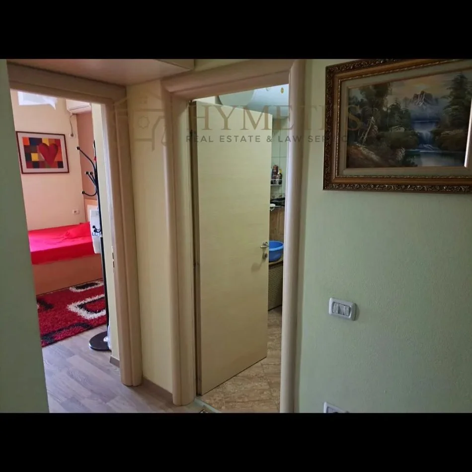 Tirane, shitet apartament 1+1 Kati 3, 55 m² 102.775 € (Fresku)