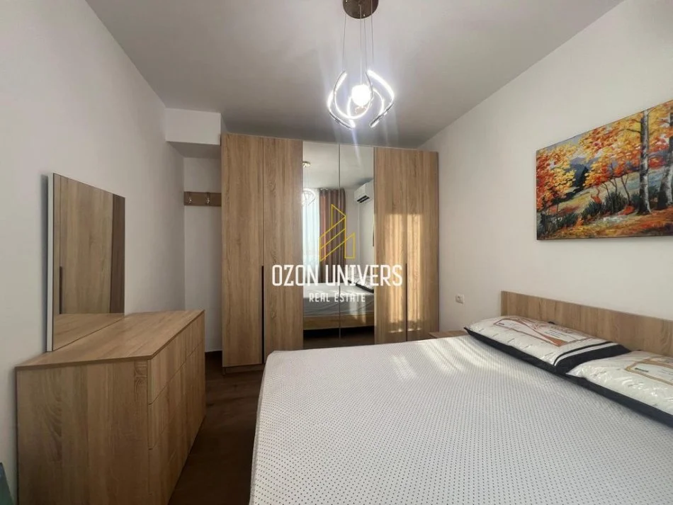 Tiranë, jepet me qira garsoniere, Kati 9, 40 m² 500 €