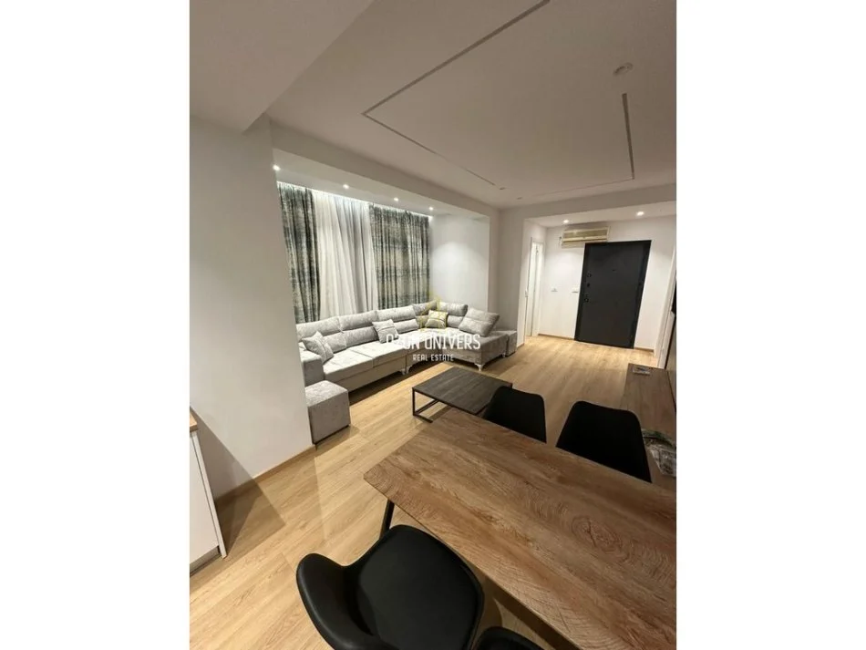 Tirane, jepet me qera apartament 1+1 Kati 1, 57 m² 700 € (Pranë Ringu-t – Zogu i Zi)