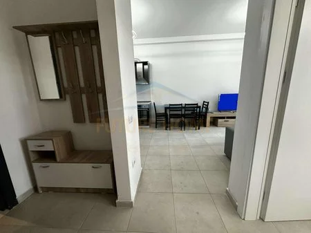 Tirane, jepet me qera apartament 1+1 Kati 4, 61 m² 500 € 
