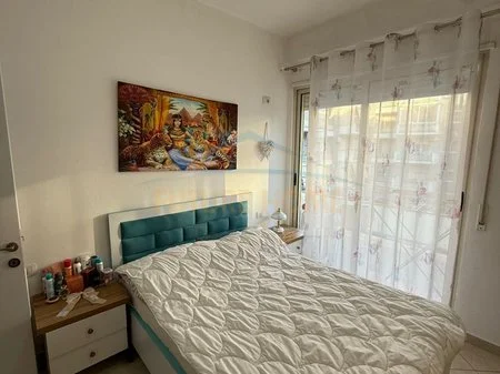 Tirane, jepet me qera apartament 1+1 Kati 5, 56 m² 490 € 