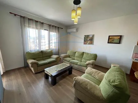 Tirane, jepet me qera apartament 2+1 Kati 5, 97 m² 630 € 