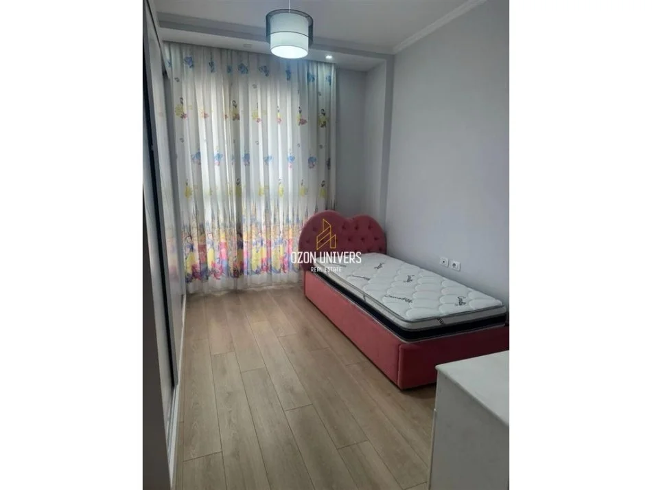 Tirane, jepet me qera apartament 2+1 Kati 5, 99 m² 700 € (casa italia)