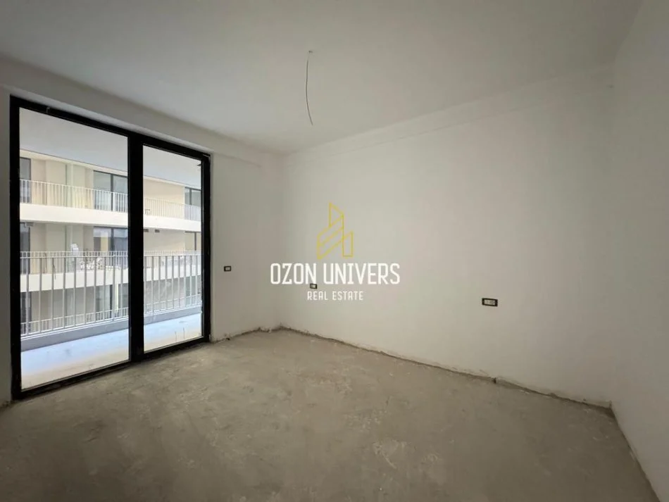 Tirane, jepet me qera apartament 3+1 Kati 5, 160 m² 1.500 € (Rruga Mine Peza)