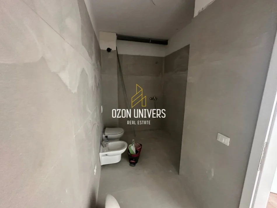 Tirane, shitet apartament 1+1 Kati 3, 78 m² 178.000 € (Liqeni i Thatë)