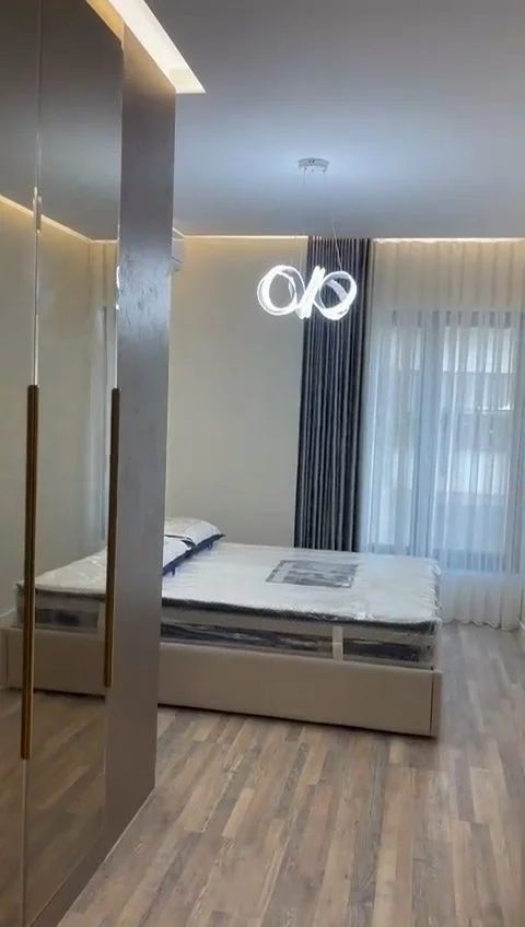 Tirane, jepet me qera apartament 1+1+Ballkon , 70 m² 1.000 € 