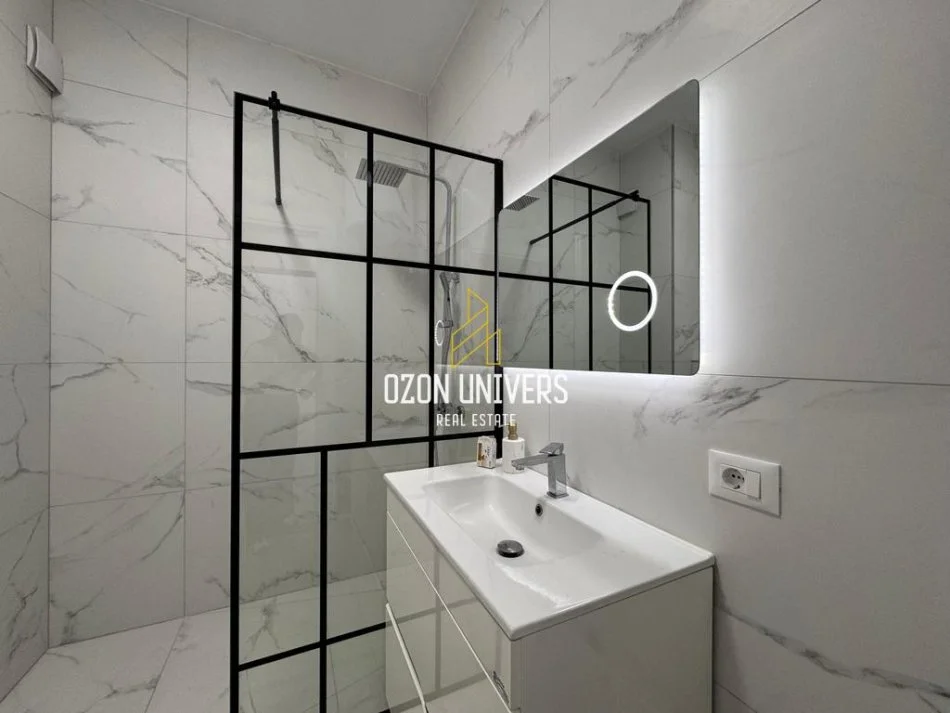 Tirane, jepet me qera apartament 1+1+Ballkon Kati 3, 77 m² 680 € (Myslym Shyr)