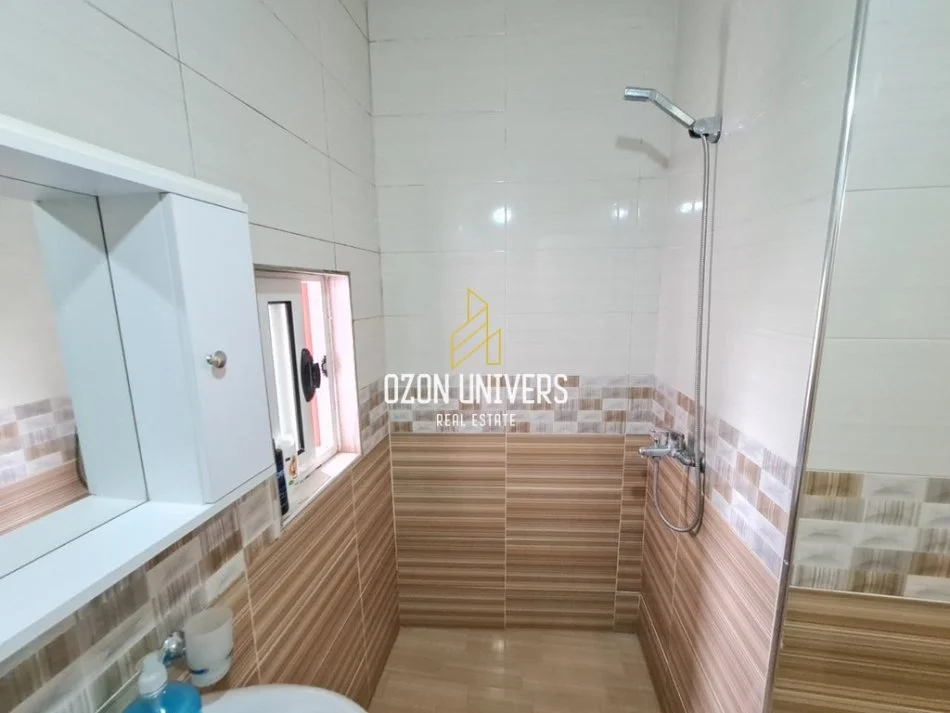 Tirane, jepet me qera garsonier Kati 2, 20 m² 400 € (faramcia nr10)