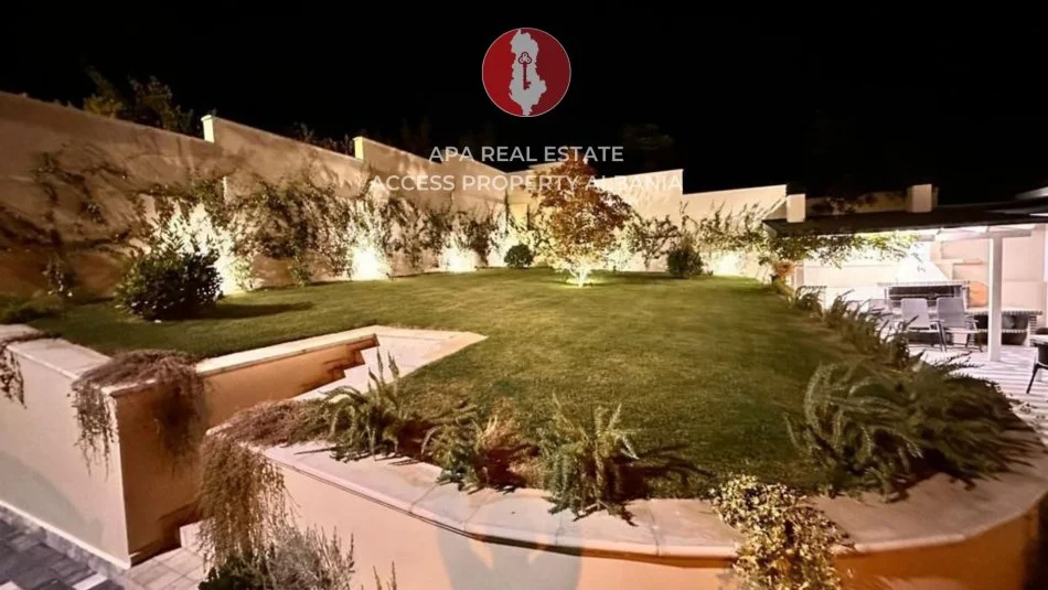 Tirane, jepet me qera Vile 4+1+Aneks+Ballkon Kati 0, 190 m² (Mullet)