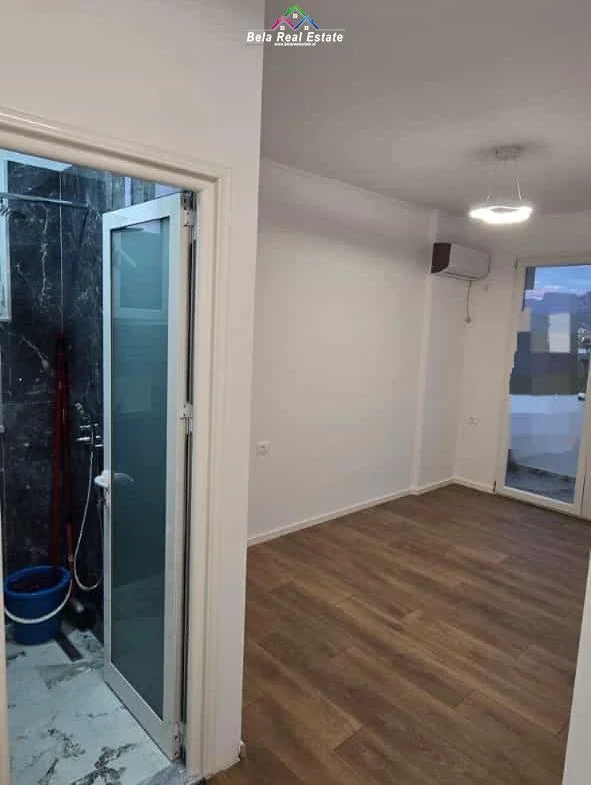 Tirane, shitet apartament 2+1+Ballkon Kati 7, 93 m² 218.000 € (prane KMY)