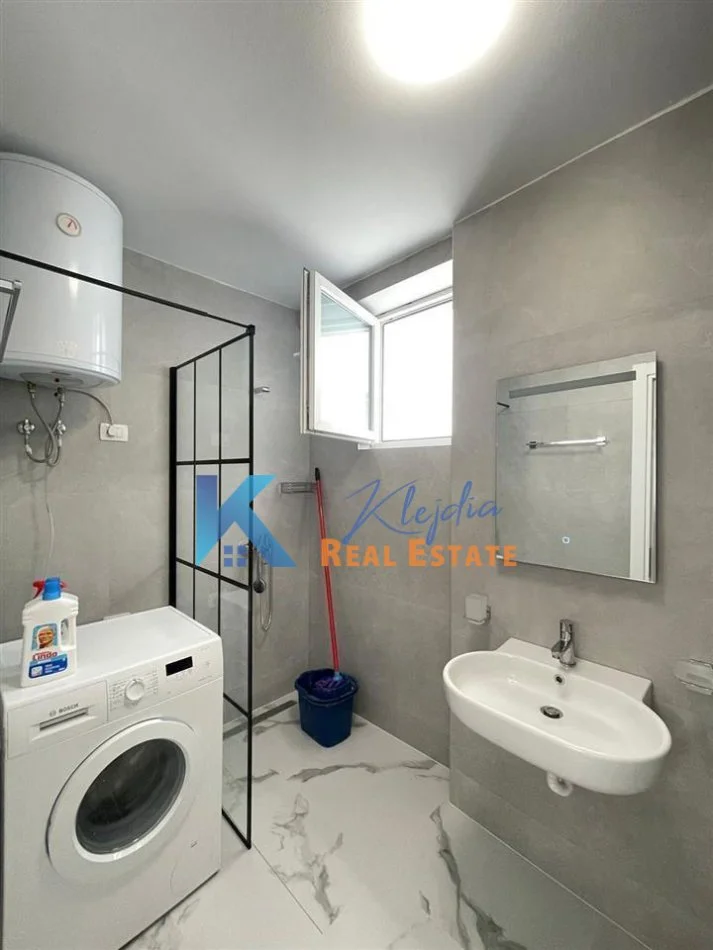 Tirane, jap me qera apartament 2+1+Ballkon Kati 4, 72 m² 650 € (LIQENI I THATE TE KOMPLEKSI GREEN TERRACE)