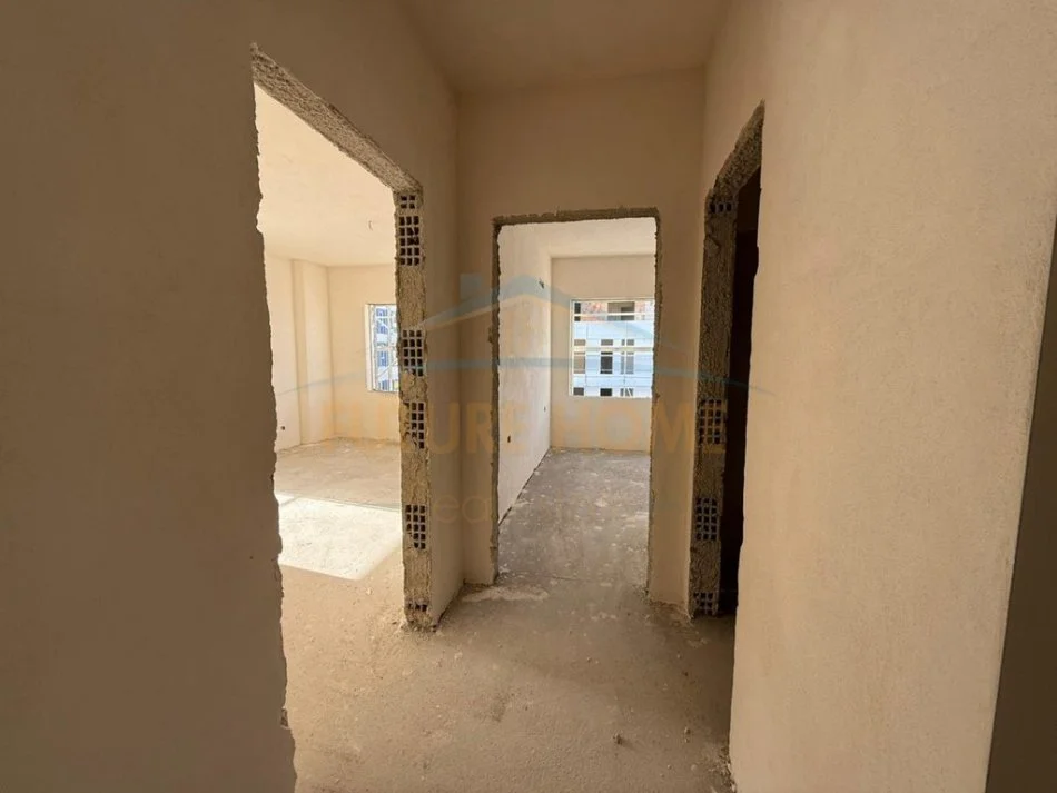 Tirane, shitet apartament 1+1 Kati 6, 78 m² 82.320 € (Univers City)