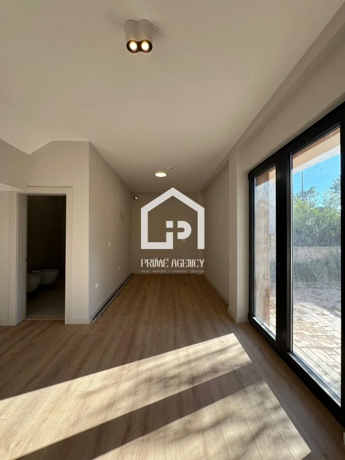 SHITET : SUPER VILE 2 KT / ZONA : GOLEM/ RRUGA VIENA