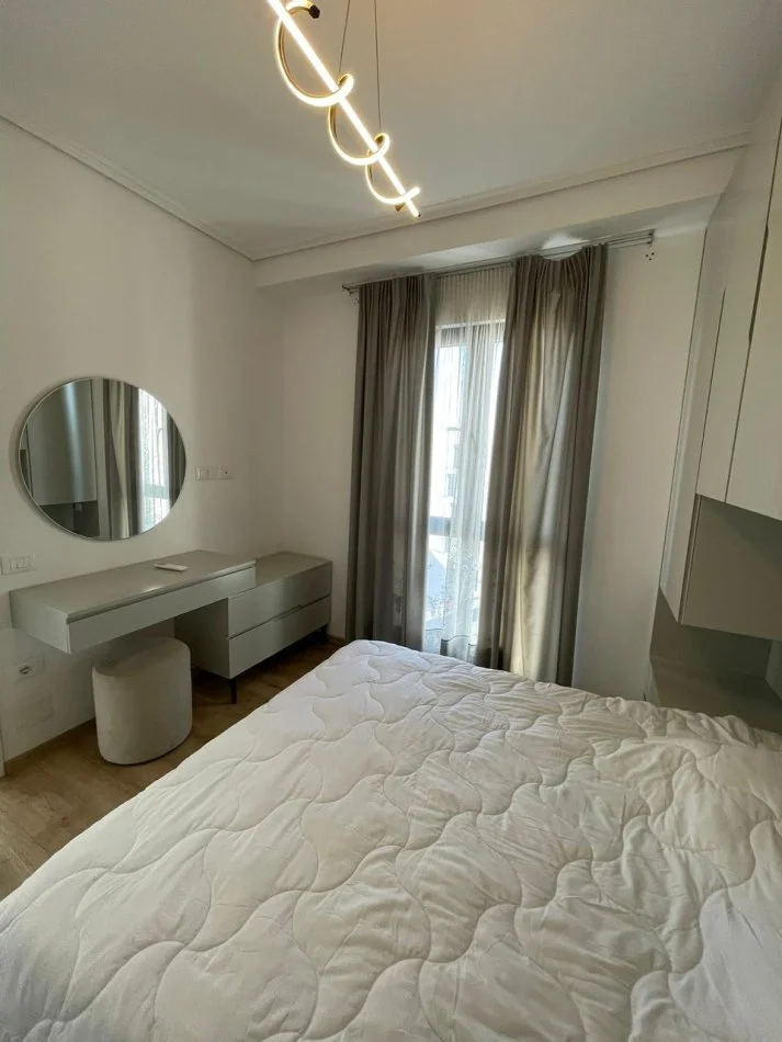 Tirane, shitet apartament 1+1 , 69 m² 155.000 € 