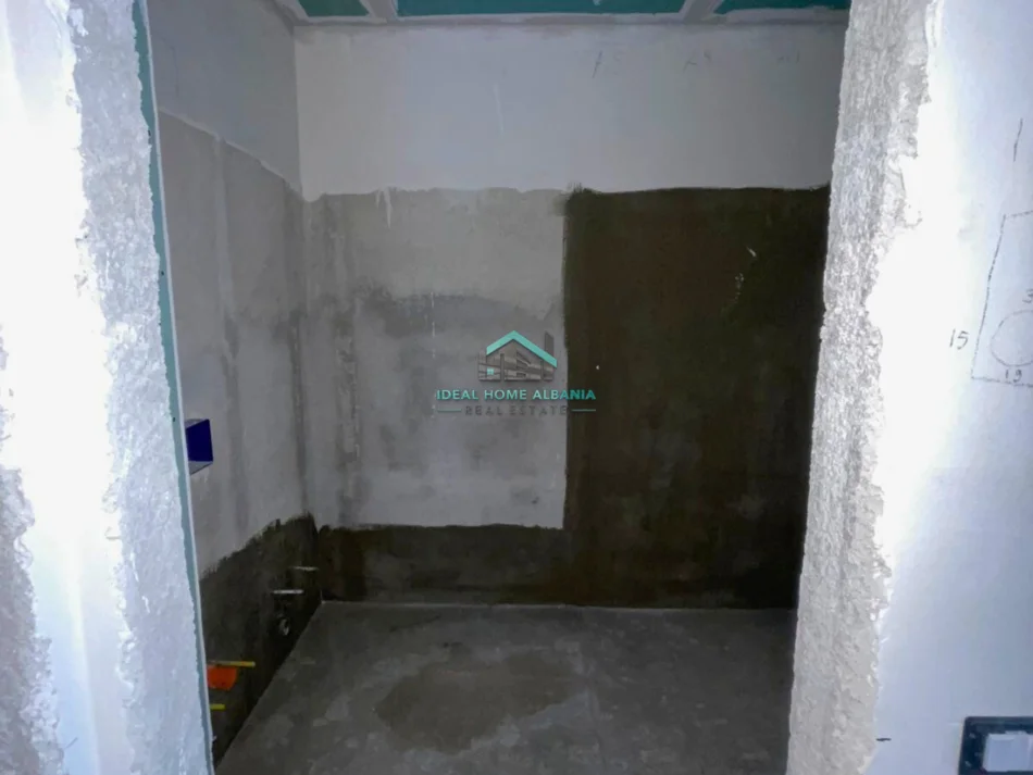 Vlore, shitet apartament 3+1+Ballkon Kati 2, 107 m² 386.000 € 