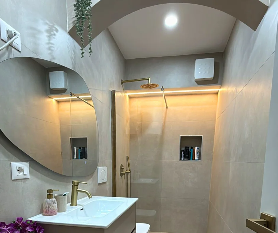 Tirane, shes apartament 2+1 Kati 3, 70 m² 240.000 € (Kafe Roma)