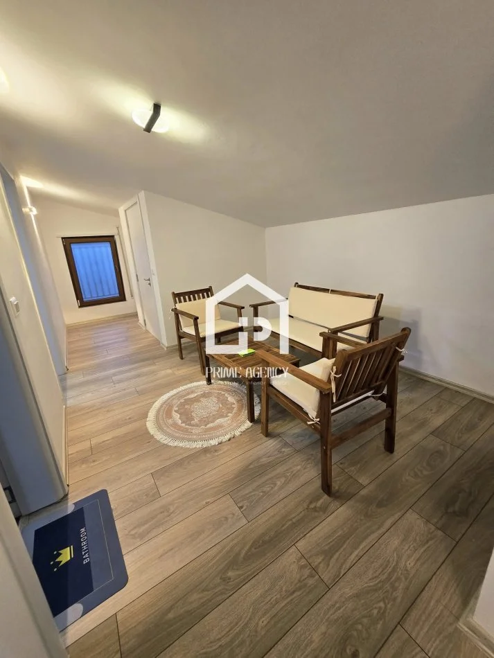 Pogradec, shitet apartament 1+1+Aneks+Ballkon Kati 9, 96 m² 100.000 € 