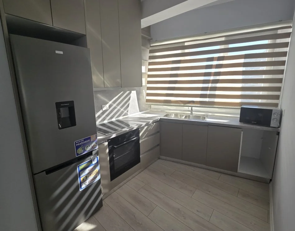 Tirane, shitet apartament 2+1 , 130 m² 250.000 € 